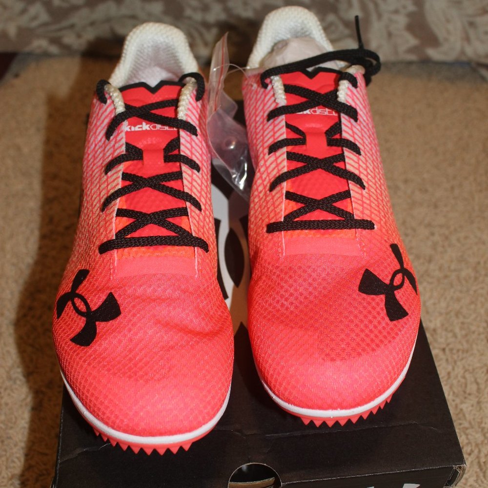 Under Armour Red sneaker 10 (new)